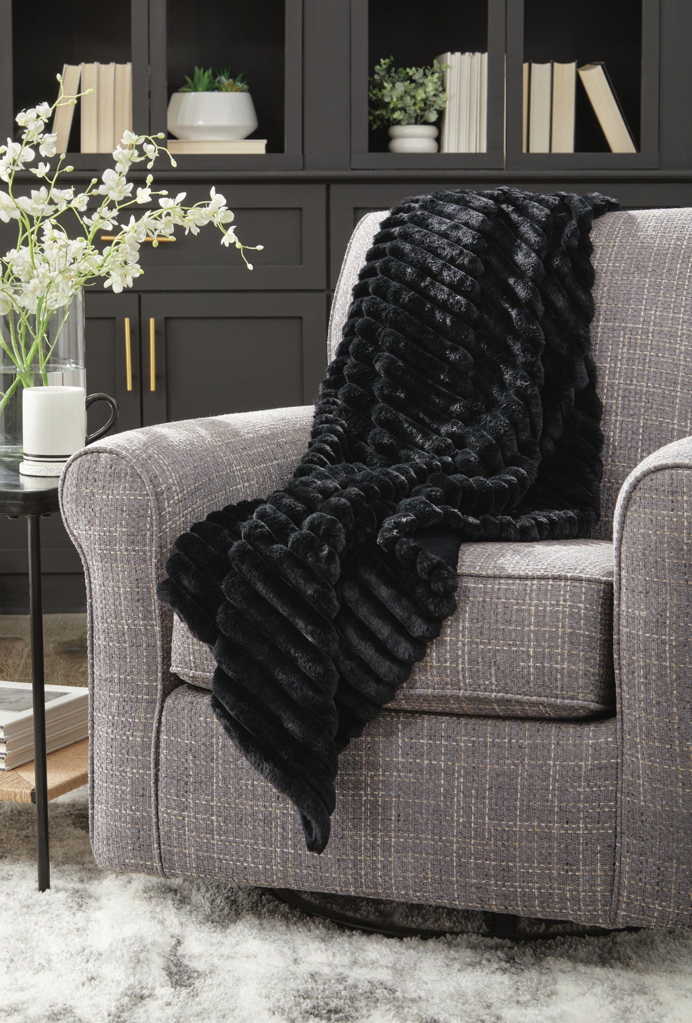 Alsonwell - Throw