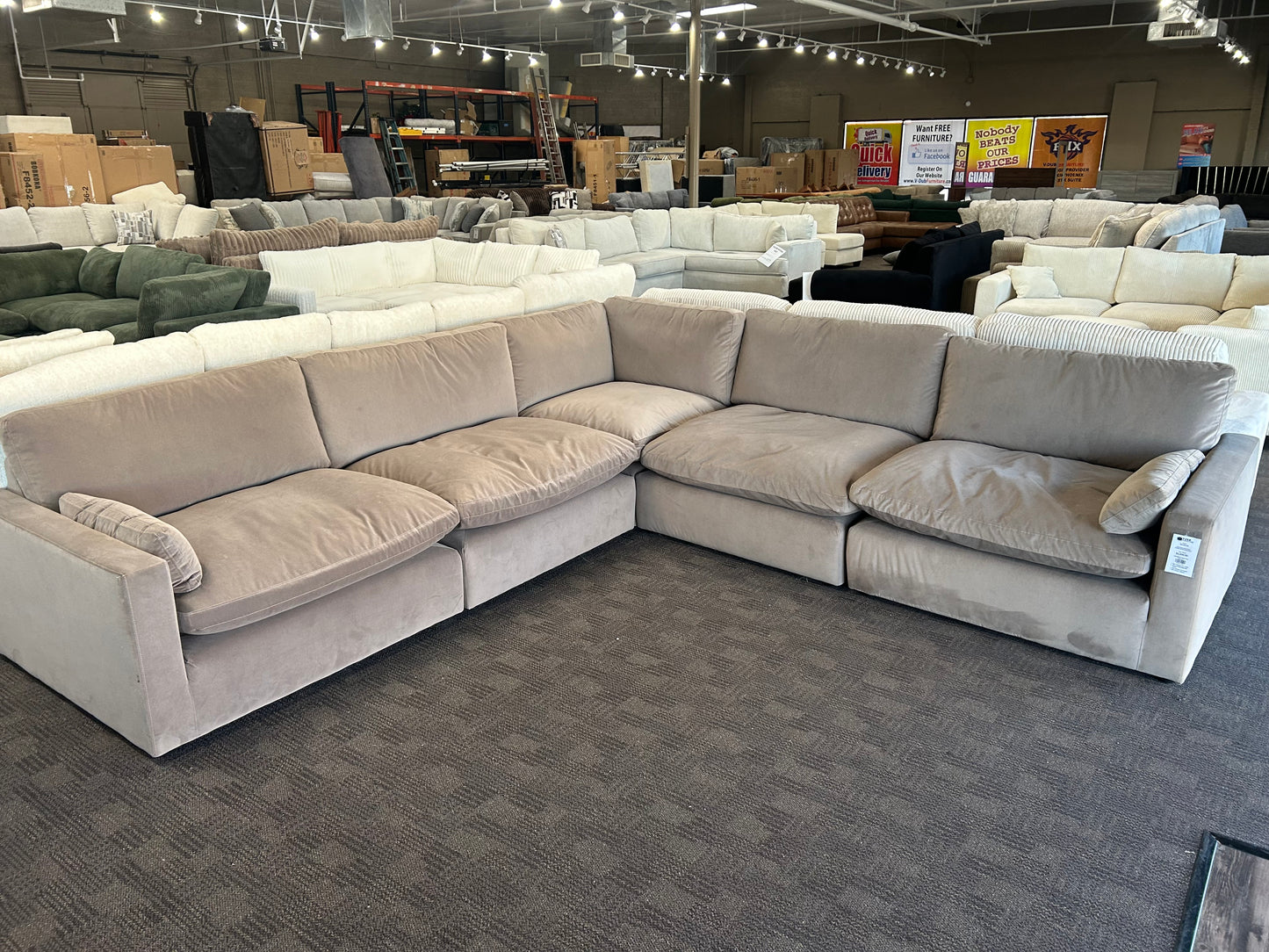Sophie modular Cloud sectional