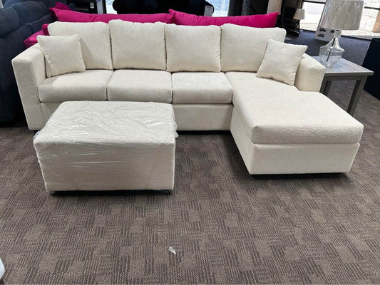 Cream sectional w/ ottoman (Maya Collection)
